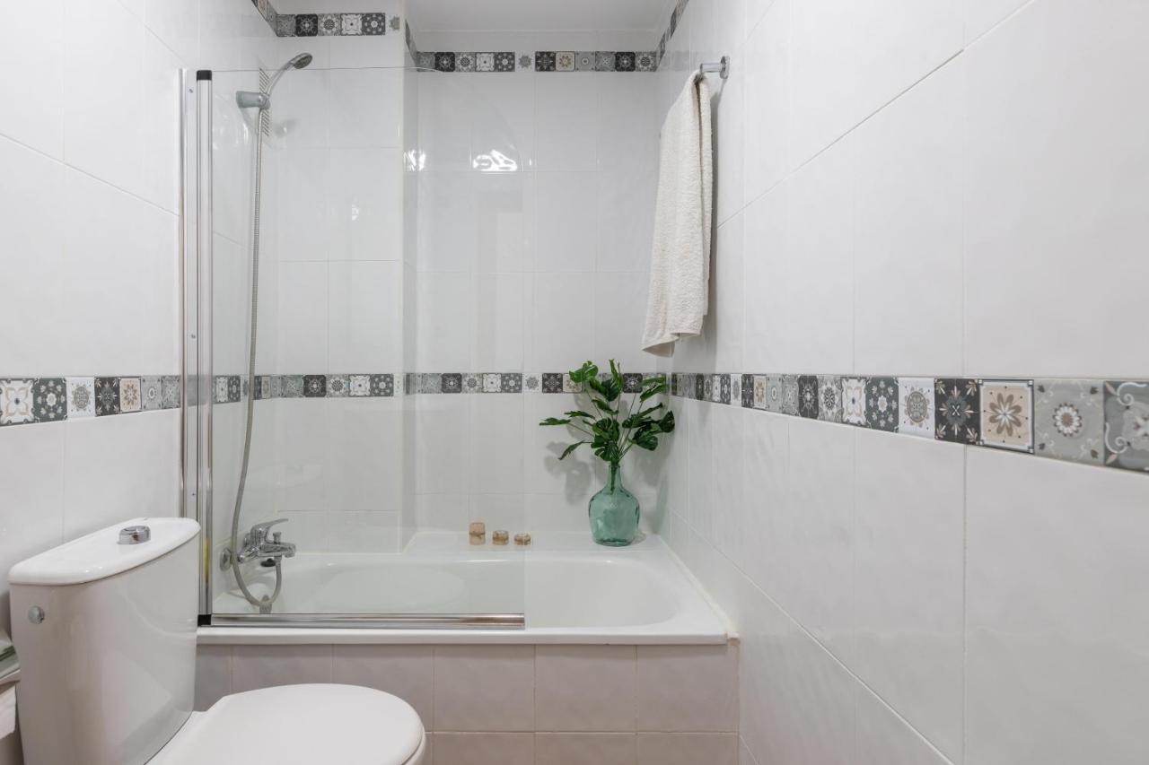 Yucas Vistamar Apartment ฟูเอนฮิโรลา ภายนอก รูปภาพ